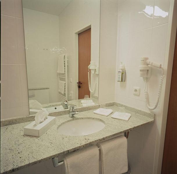 Hotel Diamant Wedel Habitación foto